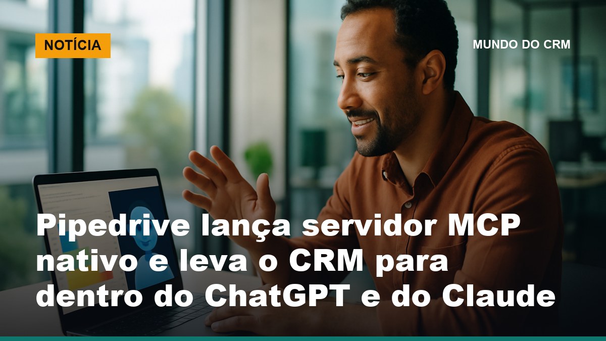 Vendedor brasileiro usando assistente de IA no notebook para consultar dados do CRM Pipedrive em escritório comercial