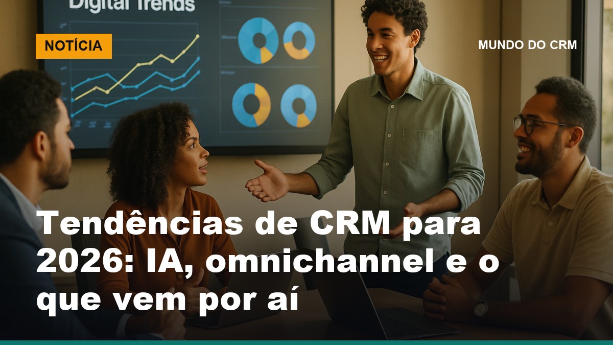 Profissionais brasileiros de tecnologia e vendas discutindo tendências de CRM projetadas em tela grande em escritório corporativo moderno